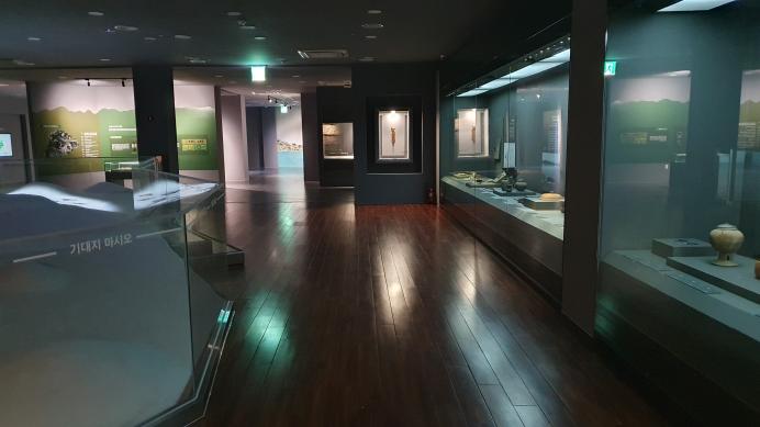 고성박물관 전시실 썸네일