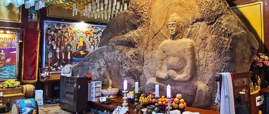 광주광역시 서구 8경(7경 운천사마애여래좌상) 썸네일