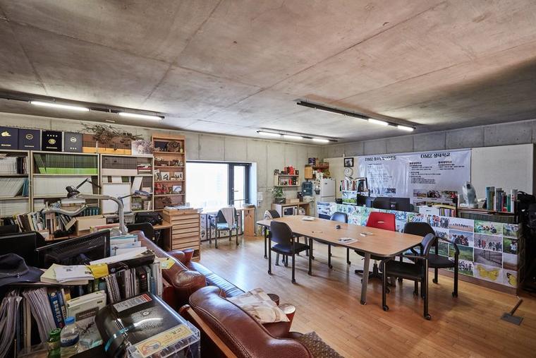 본이 미지는 DMZ생태연구소_4번  썸네일 사진입니다.